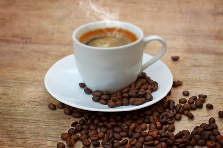 Traditional Ways of Drinking Coffee in India & Their Health Effects